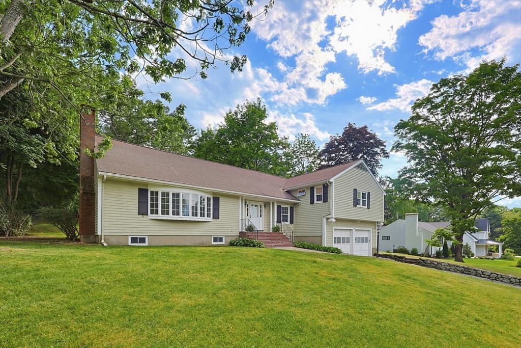 26 Spring Valley, Belmont MA 02478