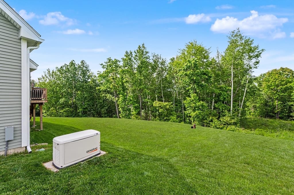 Single Family Residence at 265 Standish Ln, Hudson NH 03051, Hudson, photo 31 of 35