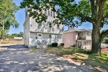77 Rock Glen Rd, Medford MA 02155