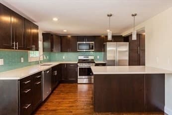 77 Rock Glen Rd, Medford MA 02155 photo 4