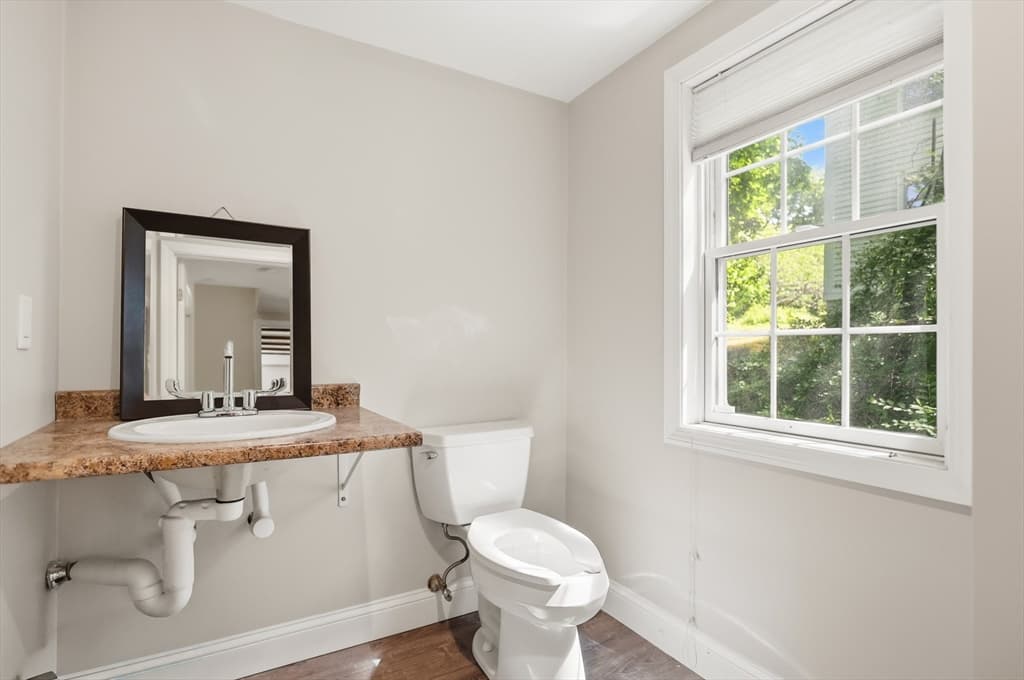 75 Essex St, Andover MA 01810 photo 13