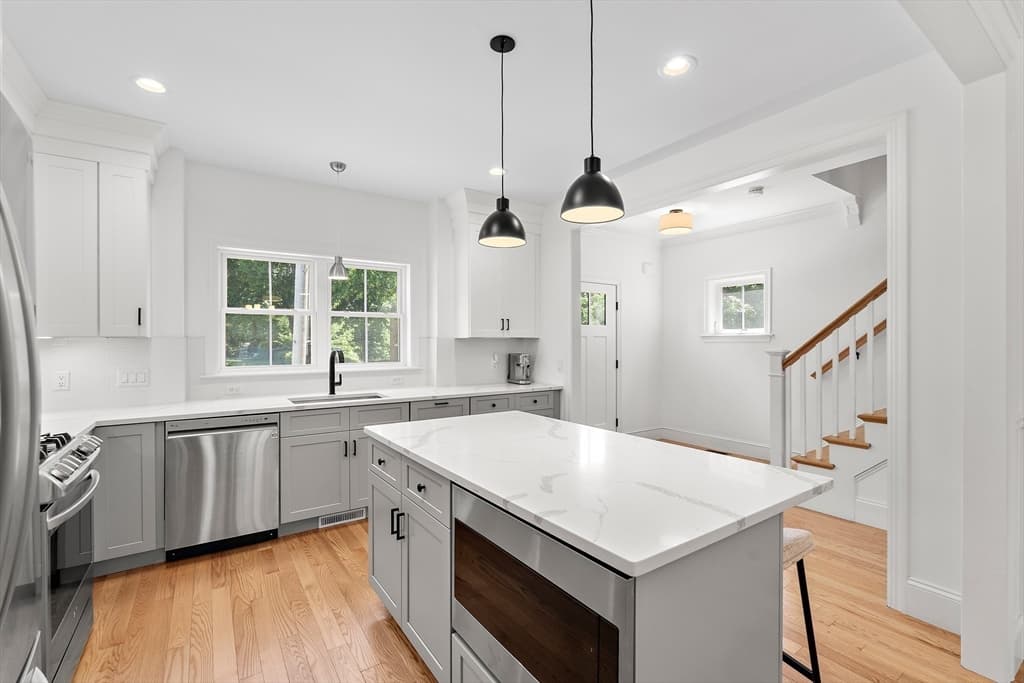 328 Village St # 328, Medway MA 02053 photo 6