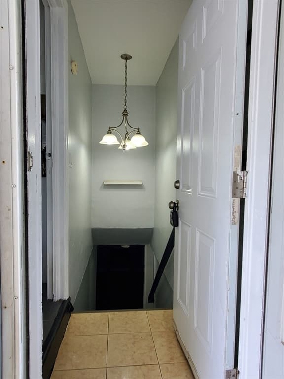 725 Bay St, Springfield MA 01109 photo 15