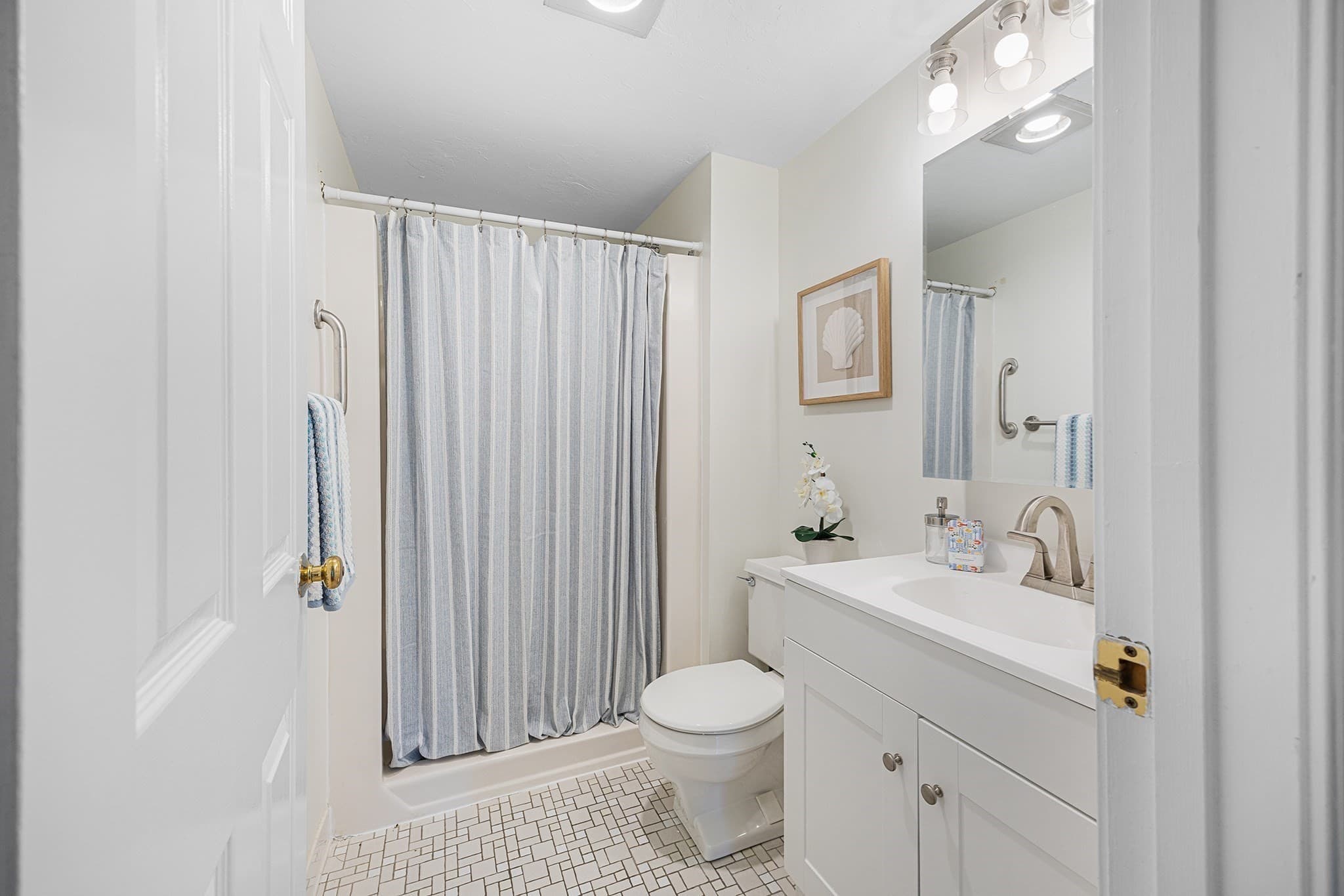 Condominium at 289 Elm St # 15, Medford MA 02155, photo 20 of 26
