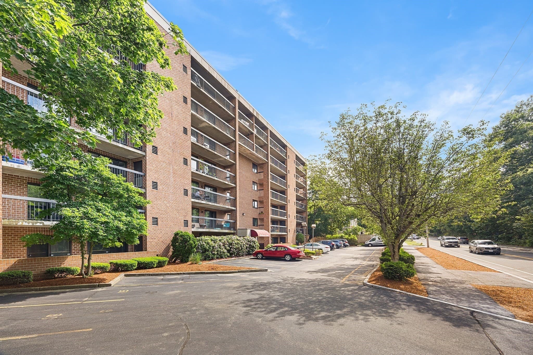Condominium at 289 Elm St # 15, Medford MA 02155, photo 24 of 26