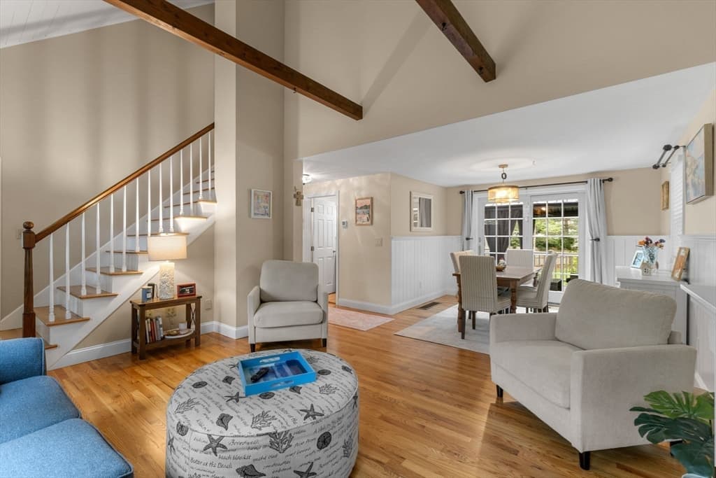 Single Family Residence at 195 Knotty Pine Ln, Barnstable MA 02632, photo 3 of 42