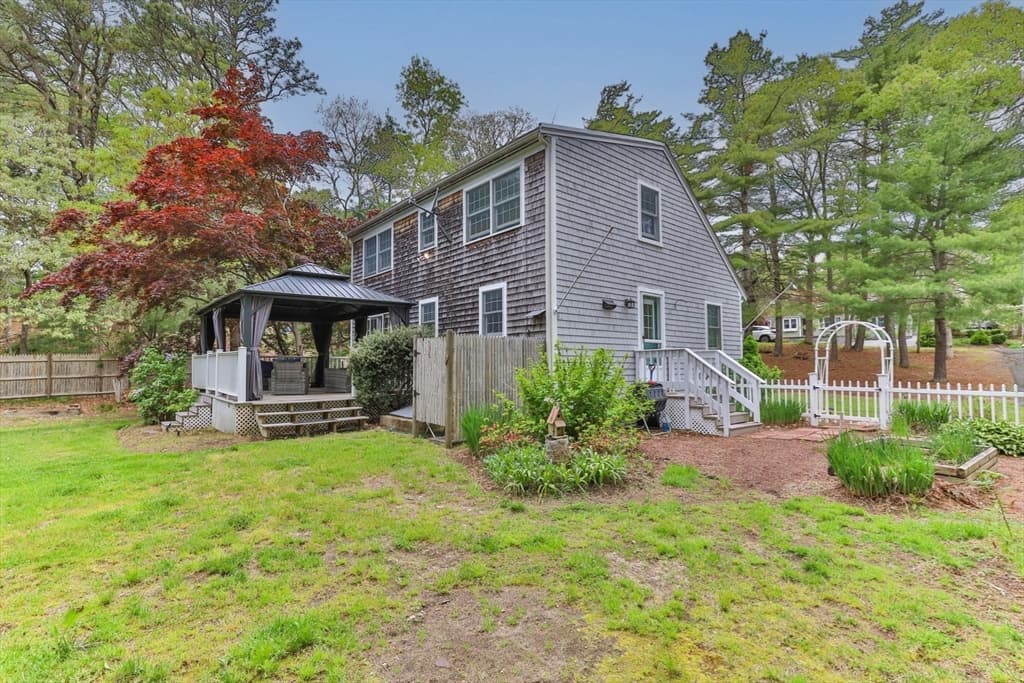 Single Family Residence at 195 Knotty Pine Ln, Barnstable MA 02632, photo 36 of 42
