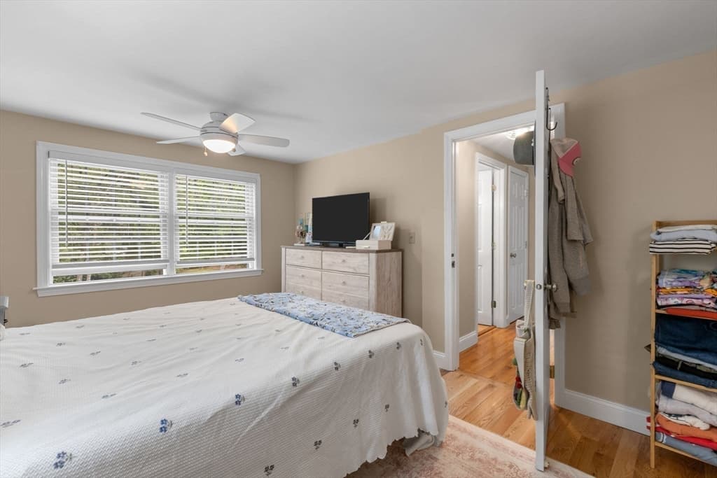 Single Family Residence at 195 Knotty Pine Ln, Barnstable MA 02632, photo 24 of 42