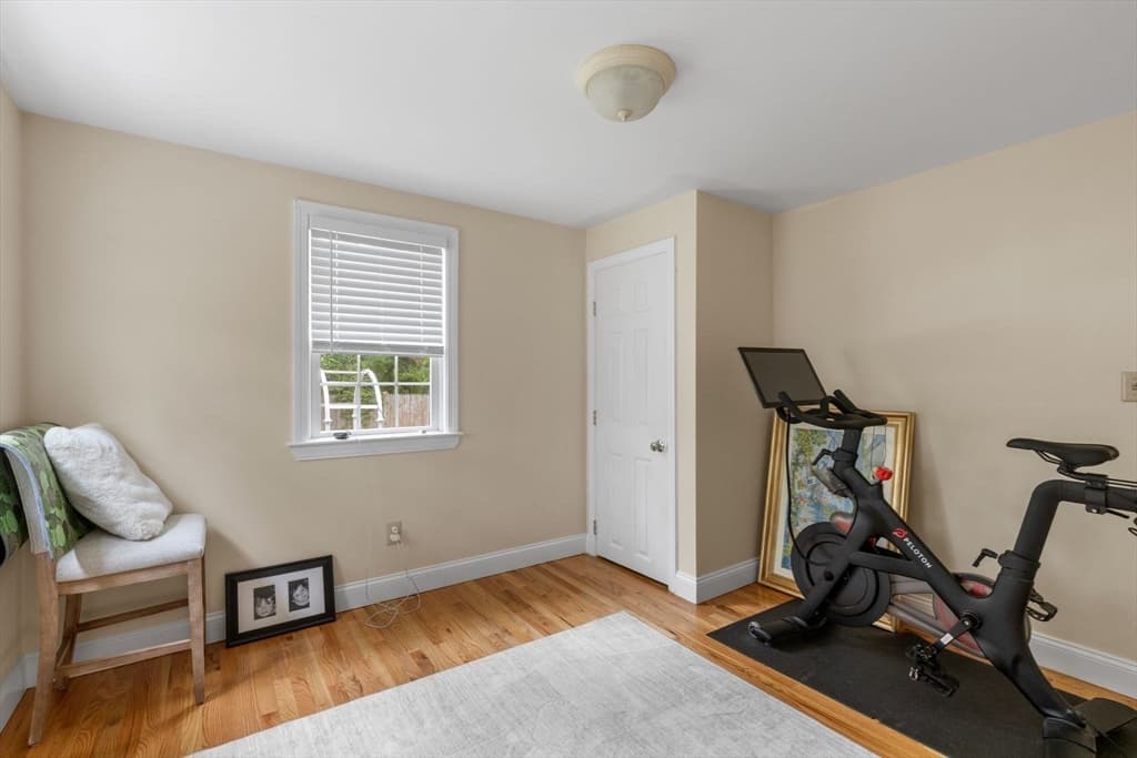 Single Family Residence at 195 Knotty Pine Ln, Barnstable MA 02632, photo 18 of 42