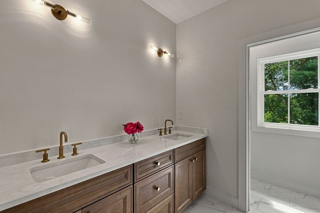 29 Cox Street, Hudson MA 01749 photo 28