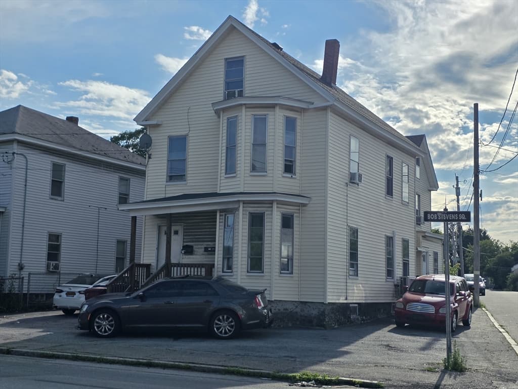 375 Chelmsford St, Lowell MA 01851 photo 2