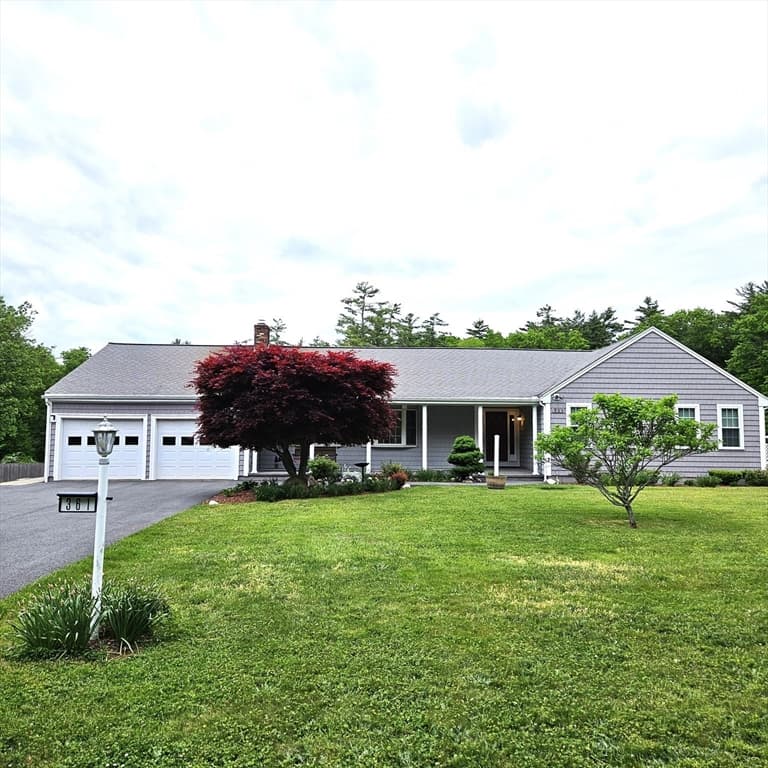 361 County Road, Hanson MA 02341