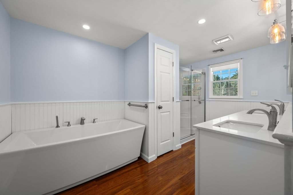 Single Family Residence at 361 County Road, Hanson MA 02341, Hanson, photo 5 of 13