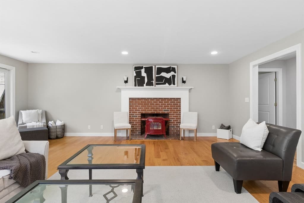 Single Family Residence at 44 Granite St, Medway MA 02053, Medway, photo 7 of 39