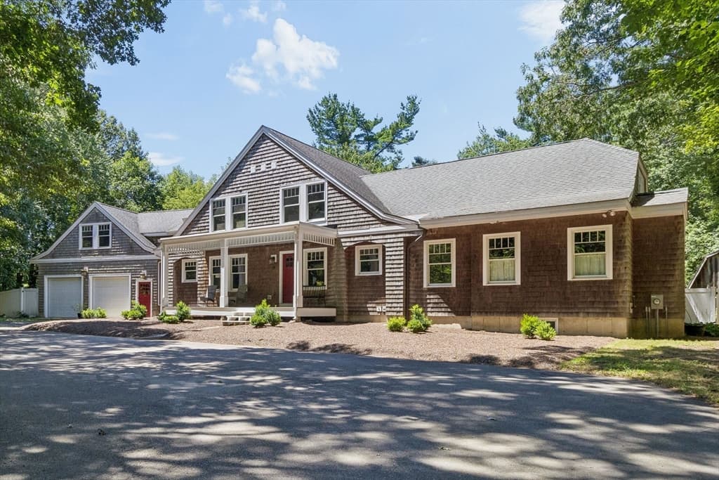 44 Granite St, Medway MA 02053