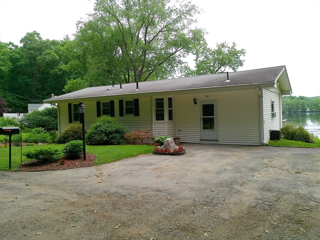 20 Forest St, Oxford MA 01540