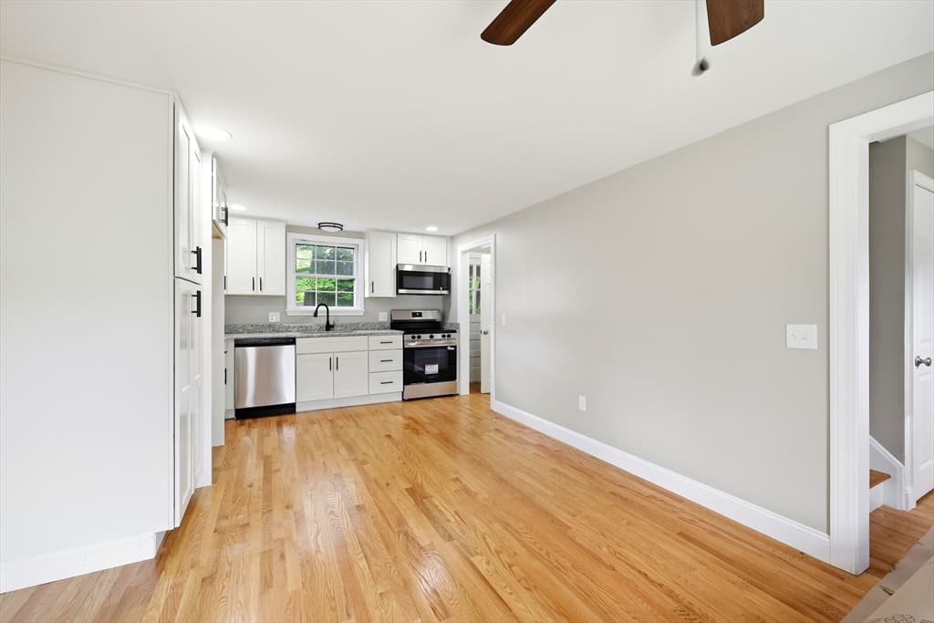 43 Elm Street, East Longmeadow MA 01028 photo 13