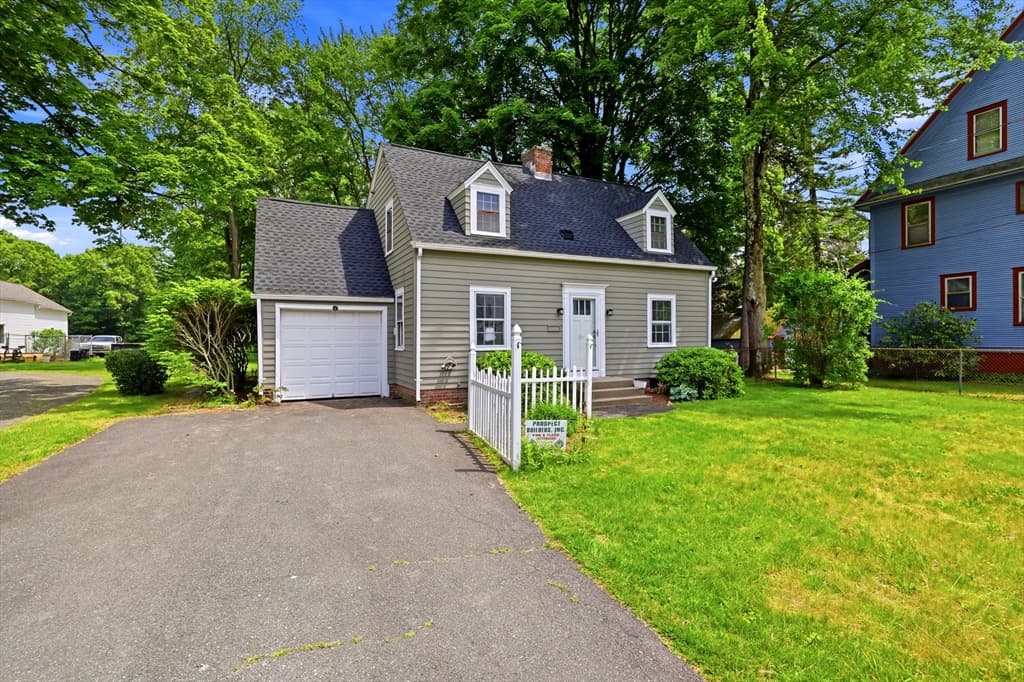 43 Elm Street, East Longmeadow MA 01028