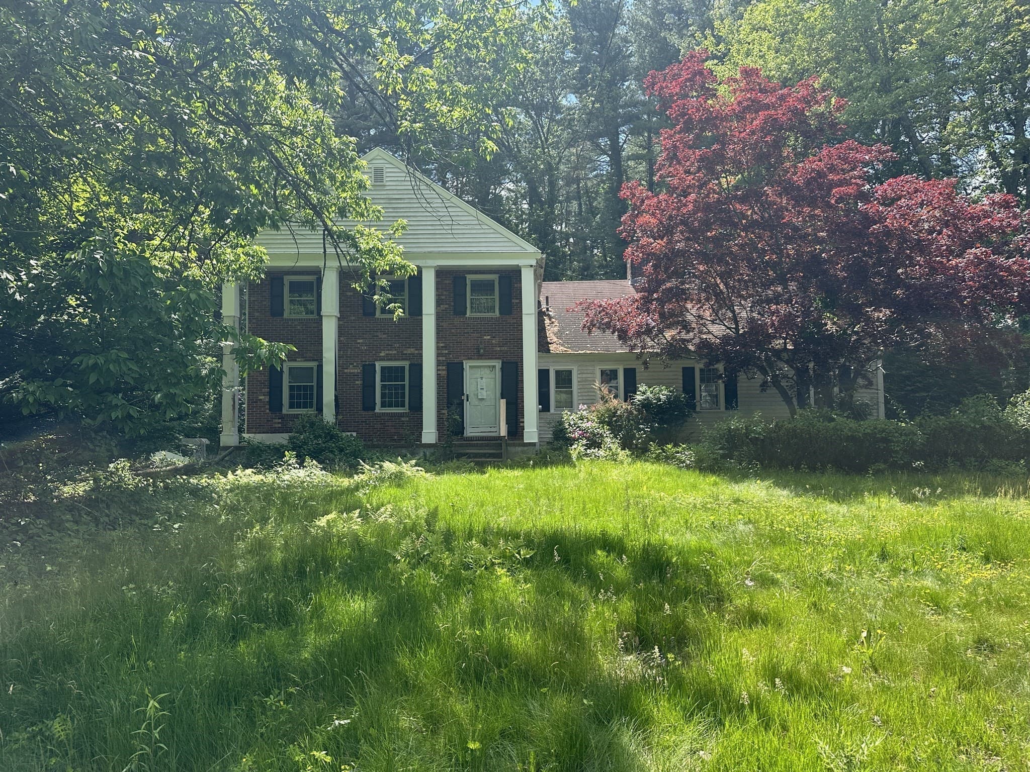 Single Family Residence at 8 Pennock Rd, Chelmsford MA 01824, photo 2 of 16