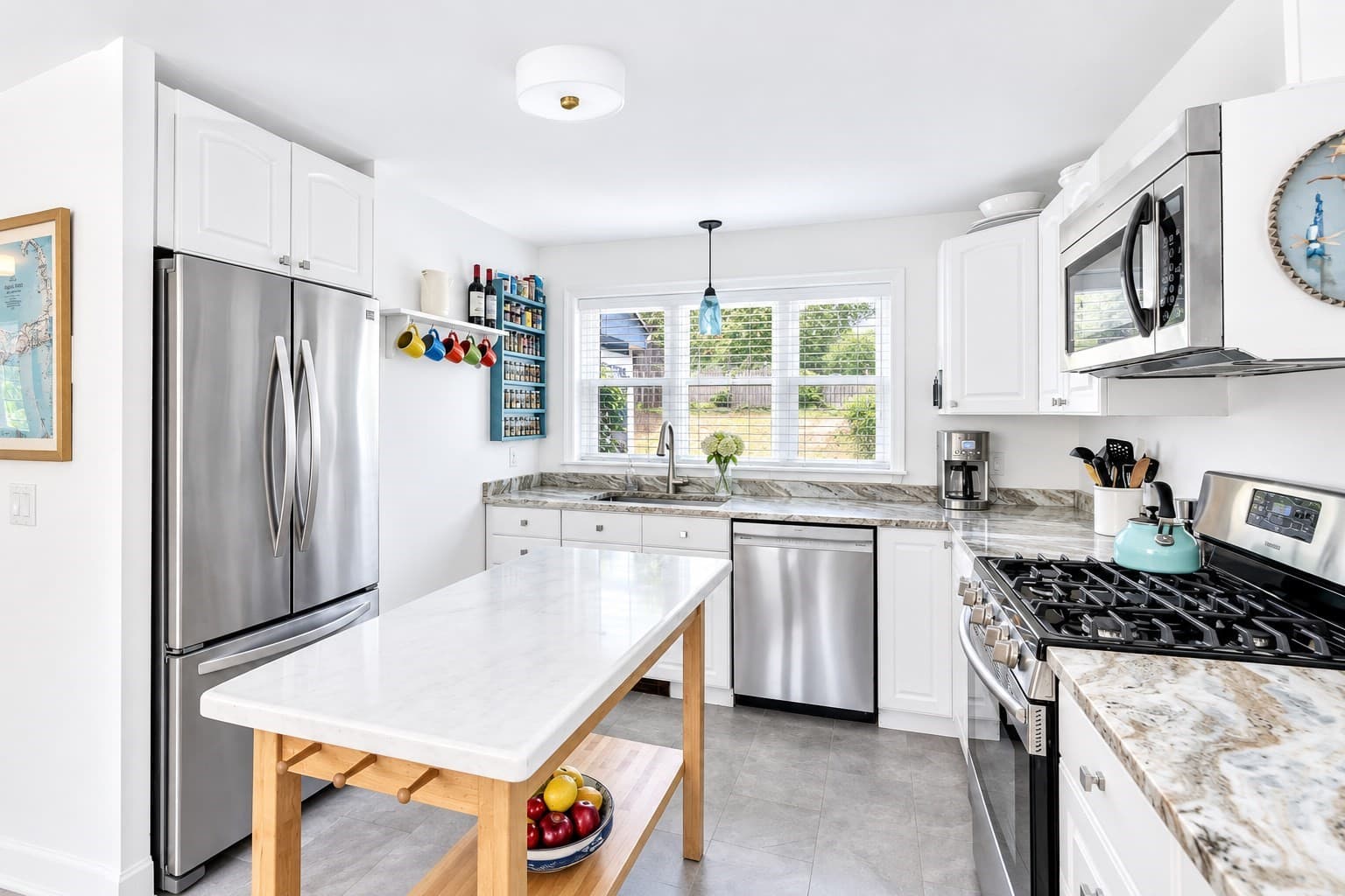 Single Family Residence at 11 Santuit Pond Rd, Mashpee MA 02649, photo 4 of 42