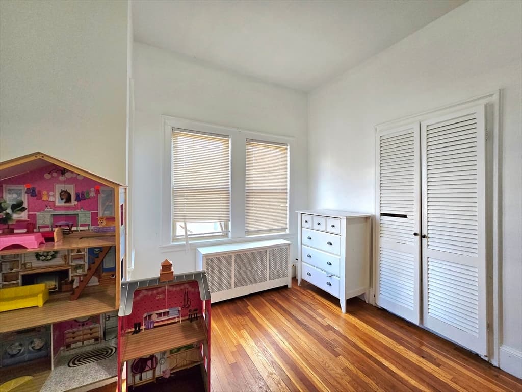 Multi Family at 14 Harding Ave, Everett MA 02149, Everett, photo 17 of 40