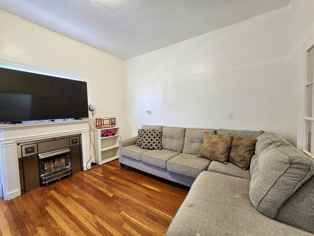 Multi Family at 14 Harding Ave, Everett MA 02149, Everett, photo 26 of 40