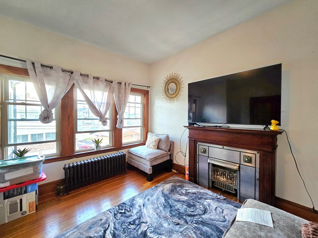 Multi Family at 14 Harding Ave, Everett MA 02149, Everett, photo 7 of 40