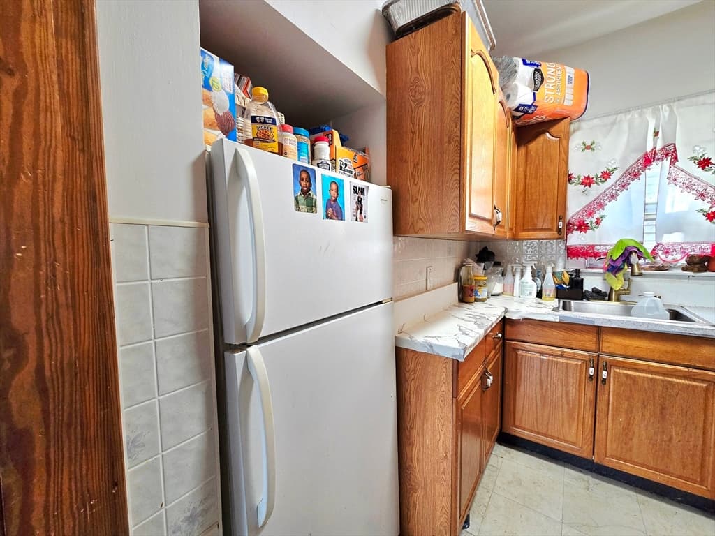 Multi Family at 14 Harding Ave, Everett MA 02149, Everett, photo 11 of 40