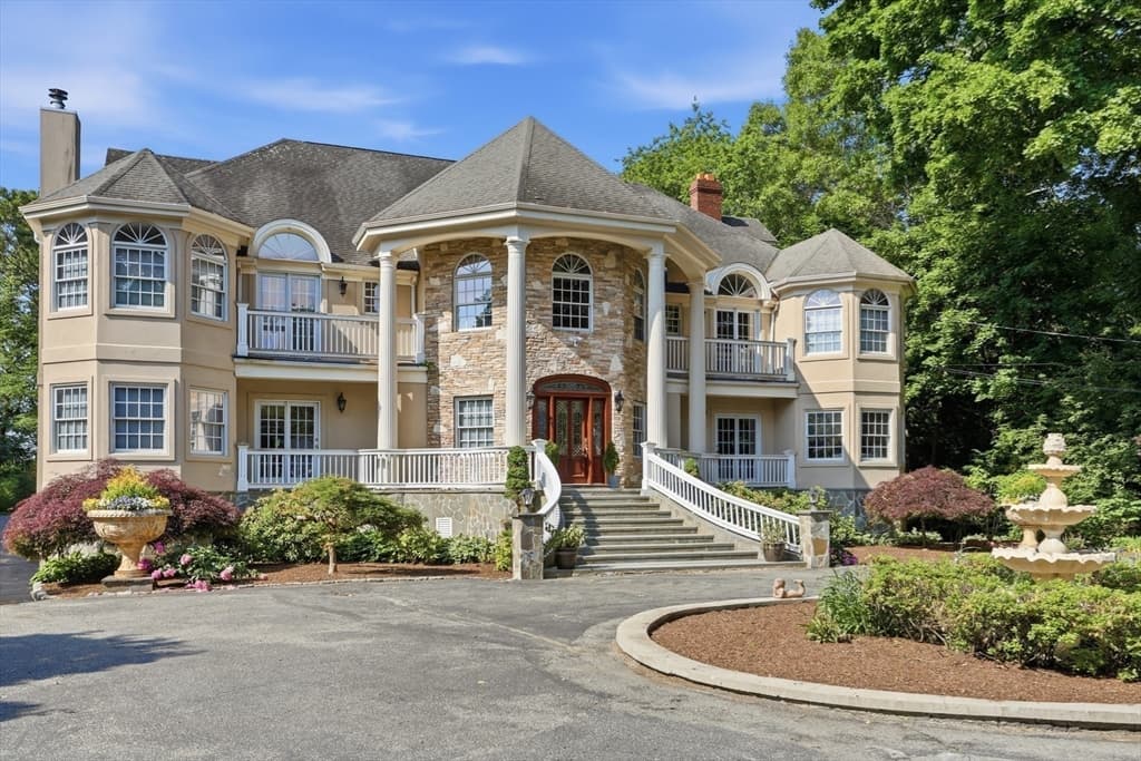 72 Charlemont Street, Newton MA 02461
