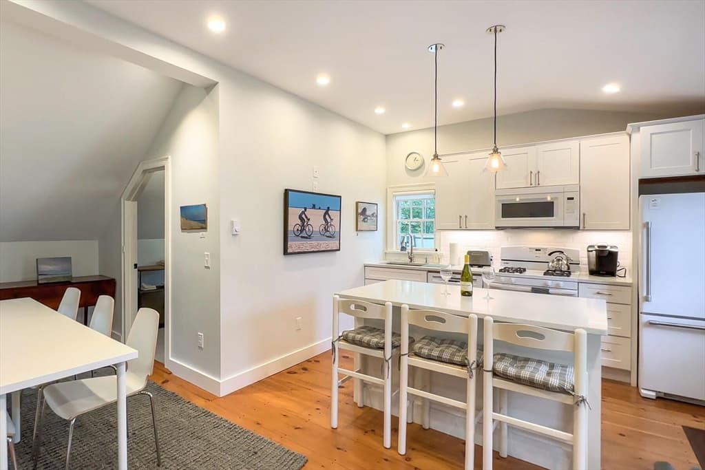 Single Family Residence at 409 Main St, Chatham MA 02633, Chatham, photo 9 of 42