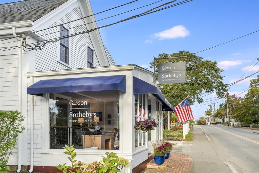 Single Family Residence at 409 Main St, Chatham MA 02633, Chatham, photo 18 of 42