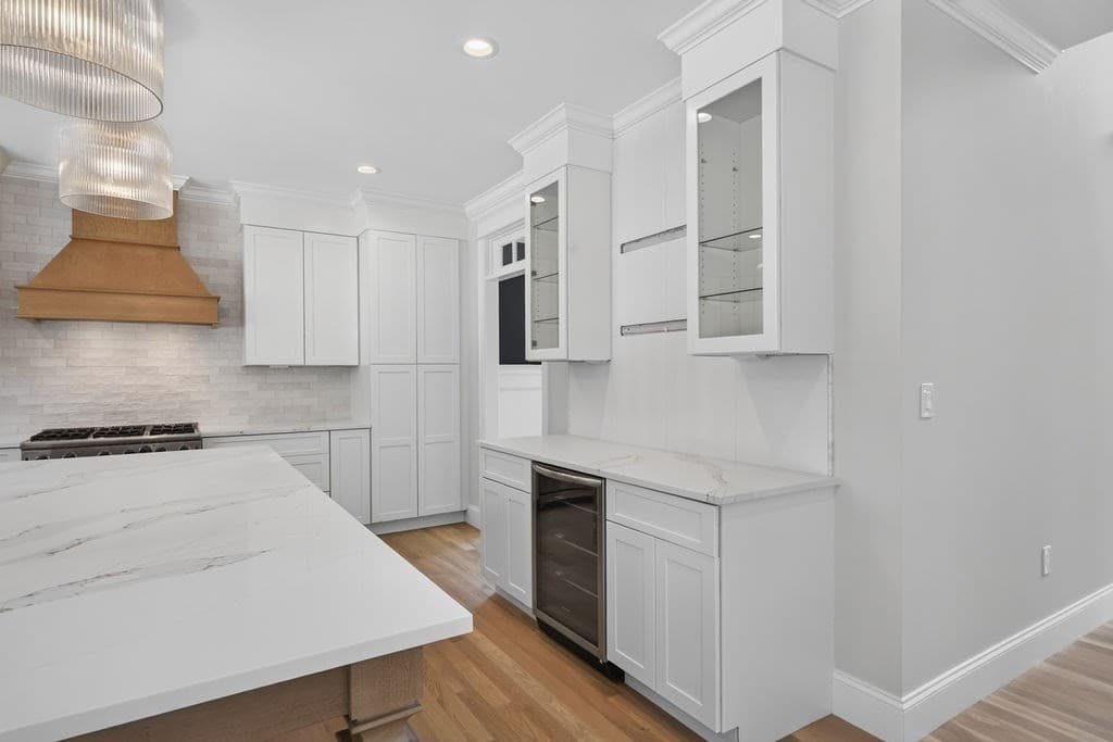 Single Family Residence at 427 Landry Ave, North Attleboro MA 02760, North Attleboro, photo 6 of 42
