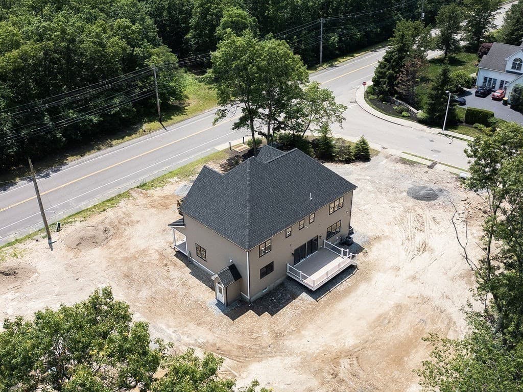 Single Family Residence at 427 Landry Ave, North Attleboro MA 02760, North Attleboro, photo 42 of 42