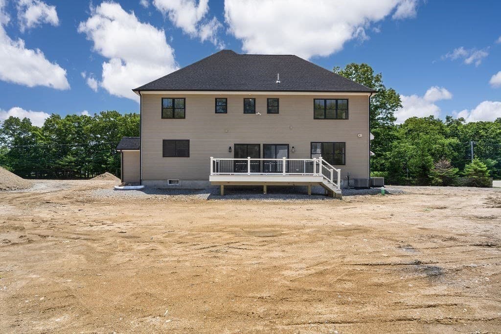 Single Family Residence at 427 Landry Ave, North Attleboro MA 02760, North Attleboro, photo 39 of 42
