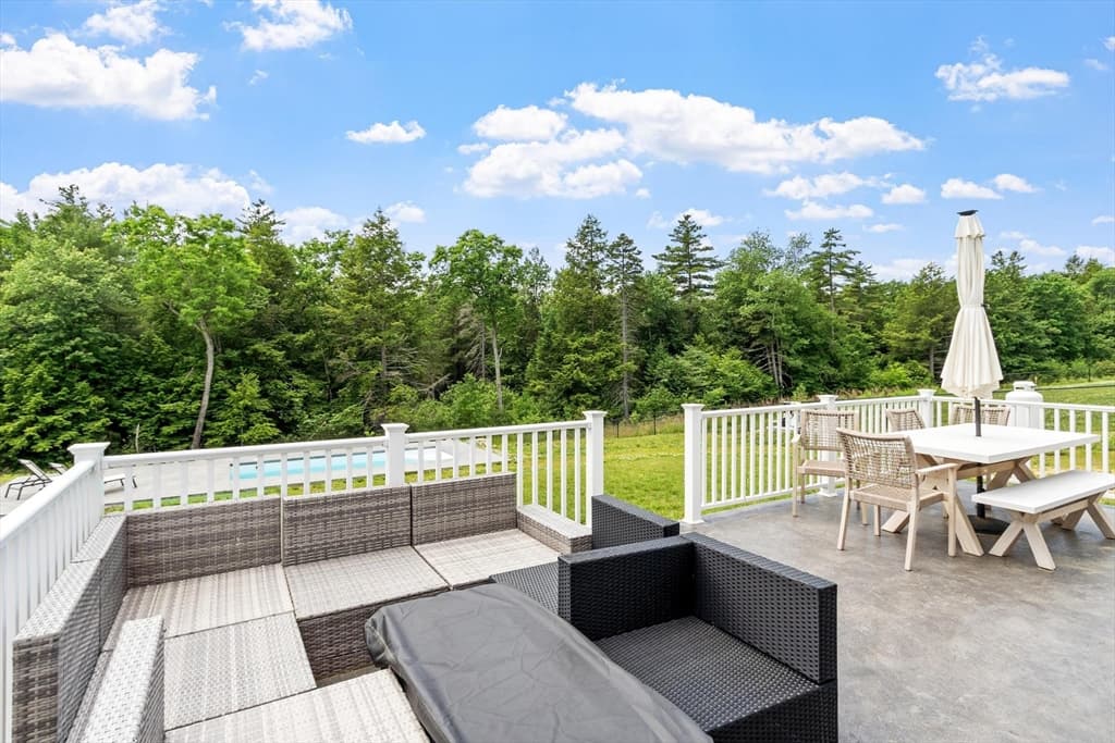 Single Family Residence at 19 Lighthouse Ln, Westminster MA 01473, photo 30 of 34