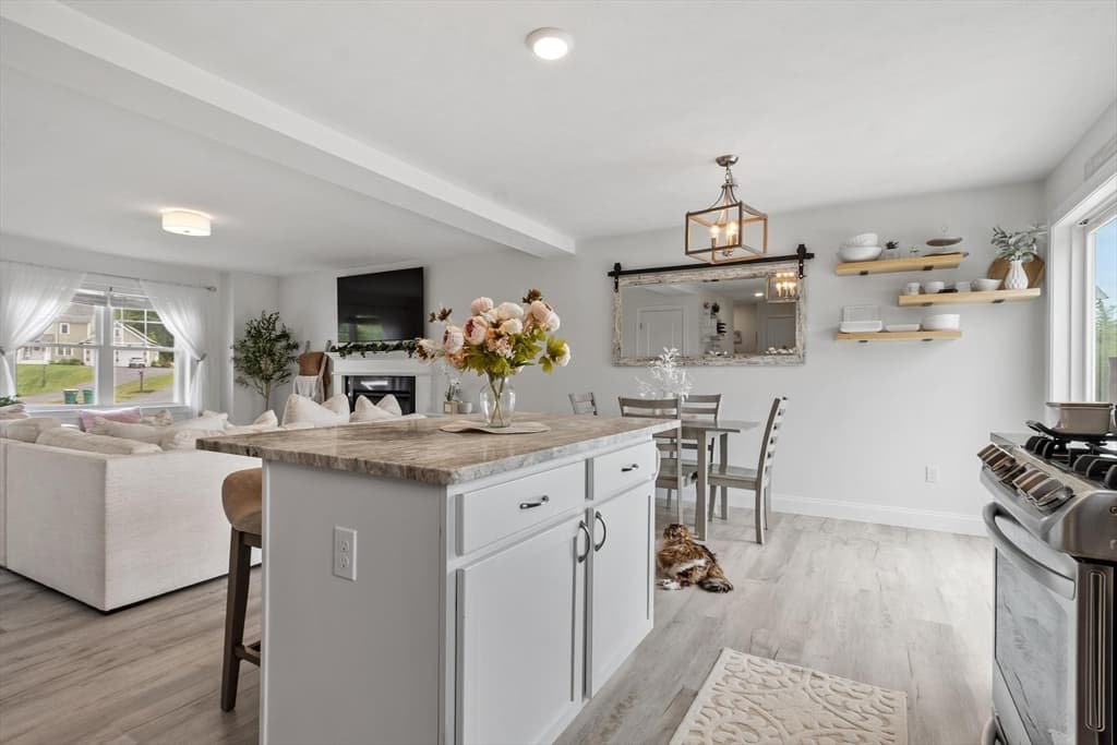 Single Family Residence at 19 Lighthouse Ln, Westminster MA 01473, photo 10 of 34