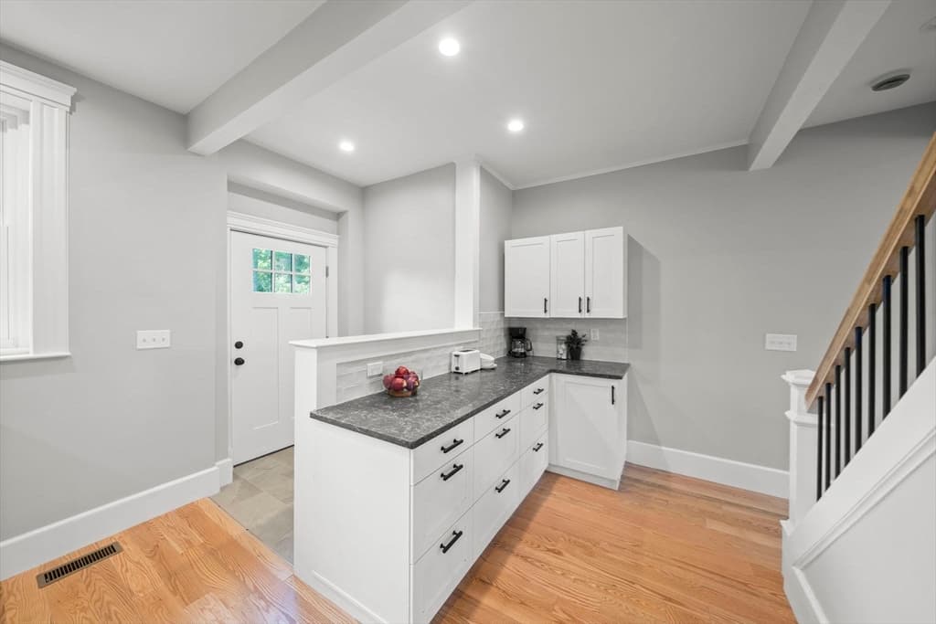 Single Family Residence at 4 Marconi, Marion MA 02738, Marion, photo 13 of 42