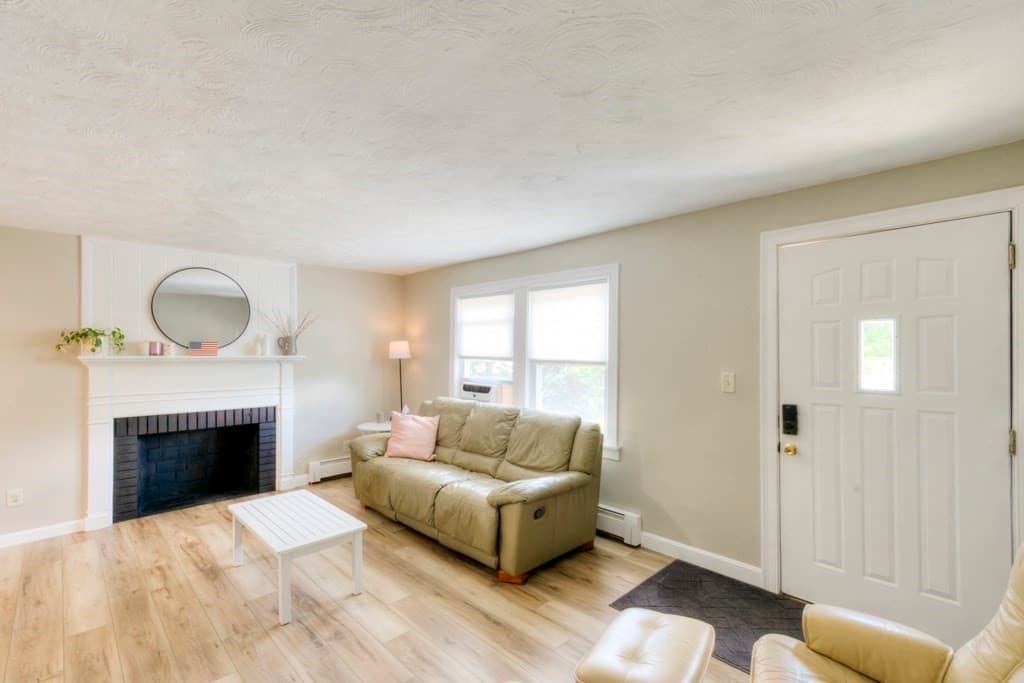 154 Boylston Street, Shrewsbury MA 01545 photo 2