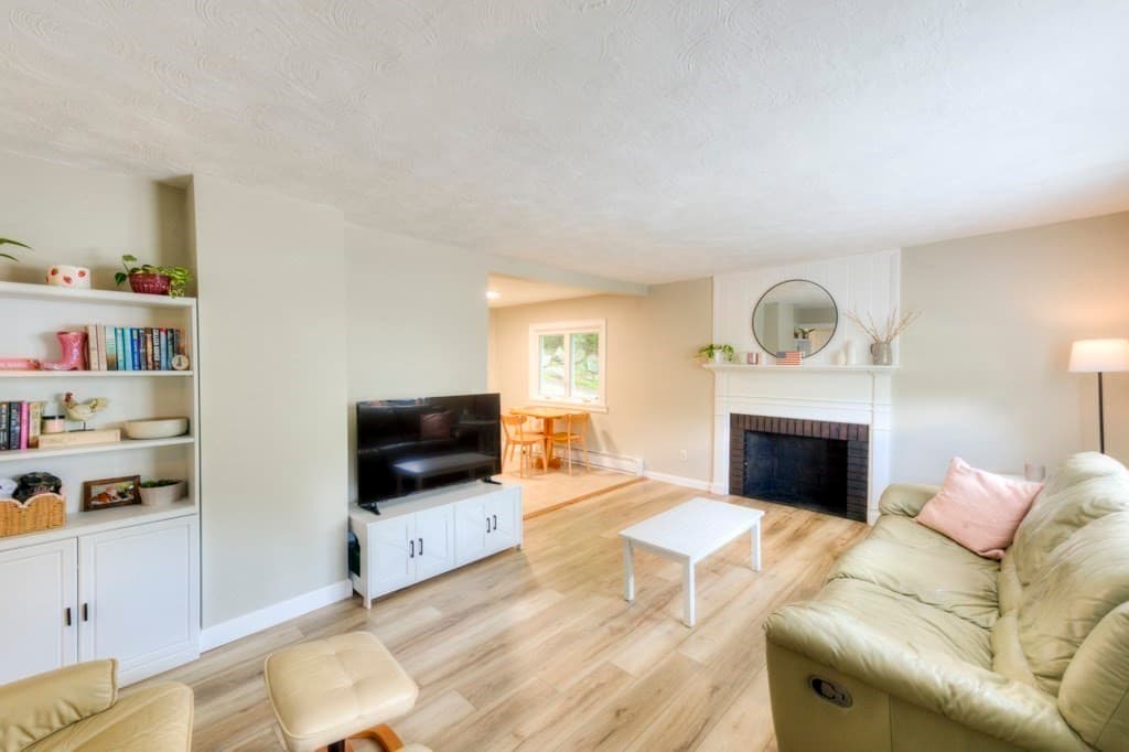 154 Boylston Street, Shrewsbury MA 01545