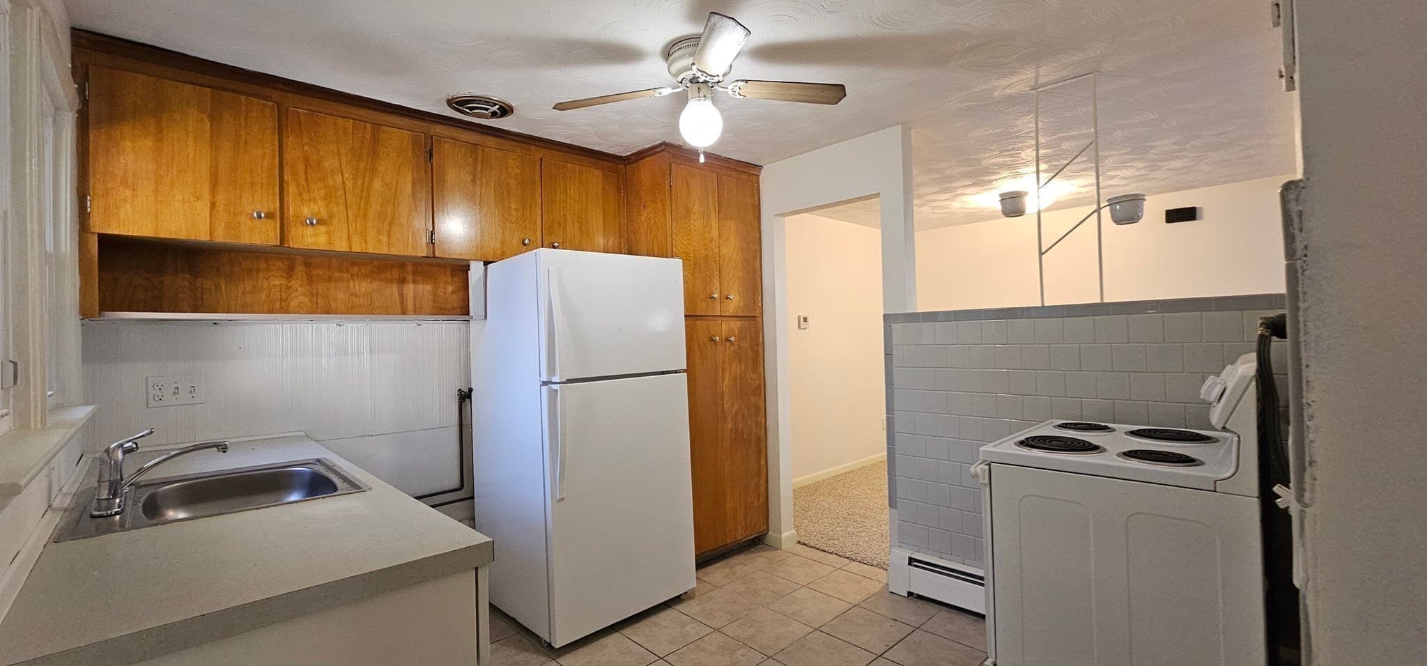 Duplex at 22 Pondview Cir, Brockton MA 02301, Brockton, photo 7 of 11