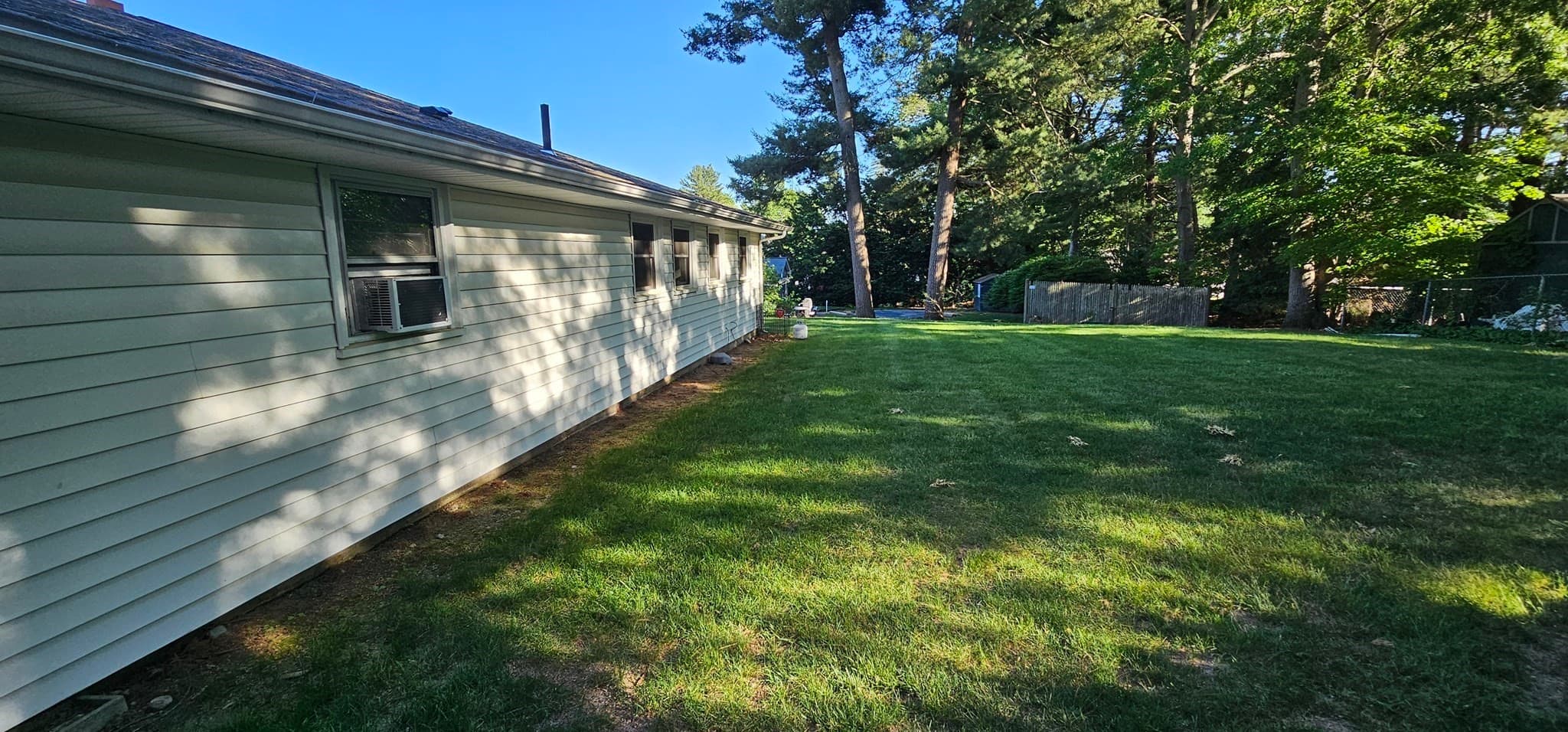 Duplex at 22 Pondview Cir, Brockton MA 02301, Brockton, photo 3 of 11