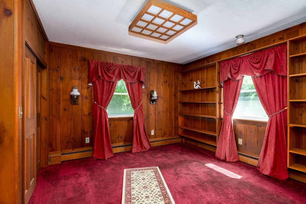 Single Family Residence at 55 Oldcommon Road, Auburn MA 01501, Auburn, photo 16 of 35