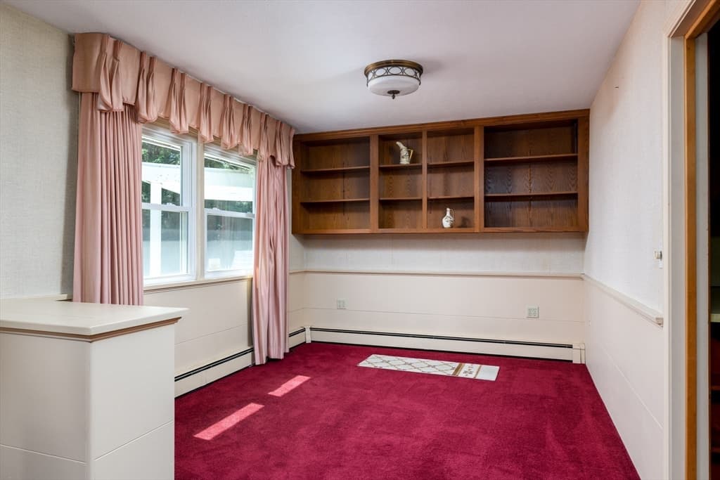 Single Family Residence at 55 Oldcommon Road, Auburn MA 01501, Auburn, photo 7 of 35