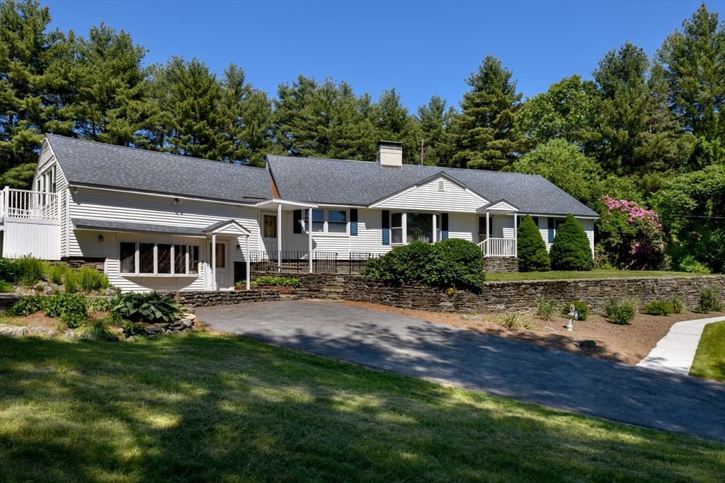 55 Oldcommon Road, Auburn MA 01501
