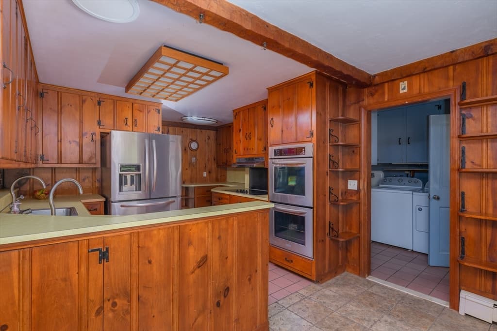 Single Family Residence at 55 Oldcommon Road, Auburn MA 01501, Auburn, photo 11 of 35