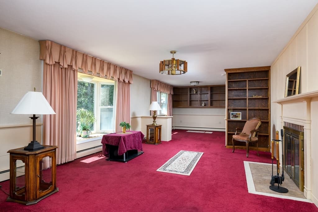 Single Family Residence at 55 Oldcommon Road, Auburn MA 01501, Auburn, photo 4 of 35