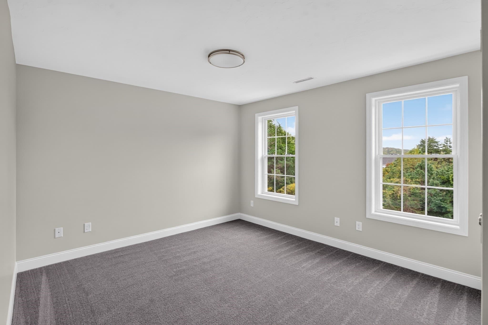 Single Family Residence at 1436 Old Sandwich Rd, Plymouth MA 02360, photo 23 of 41