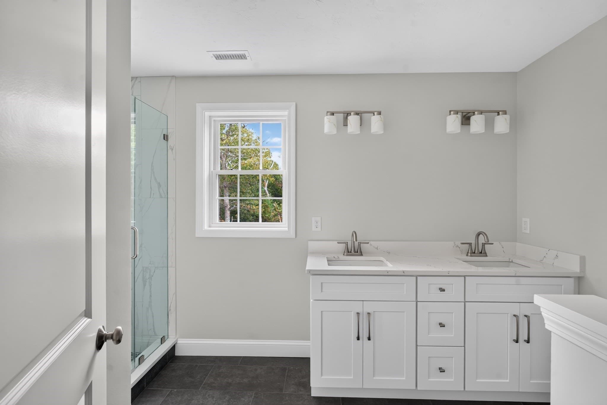 Single Family Residence at 1436 Old Sandwich Rd, Plymouth MA 02360, photo 20 of 41