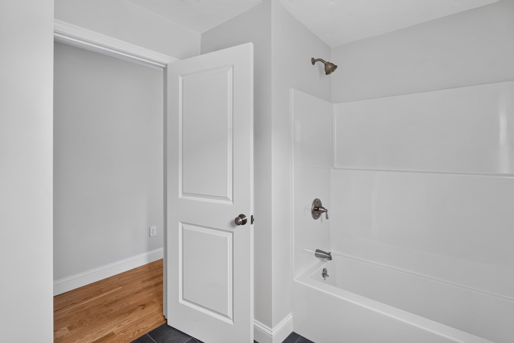 Single Family Residence at 1436 Old Sandwich Rd, Plymouth MA 02360, photo 10 of 41