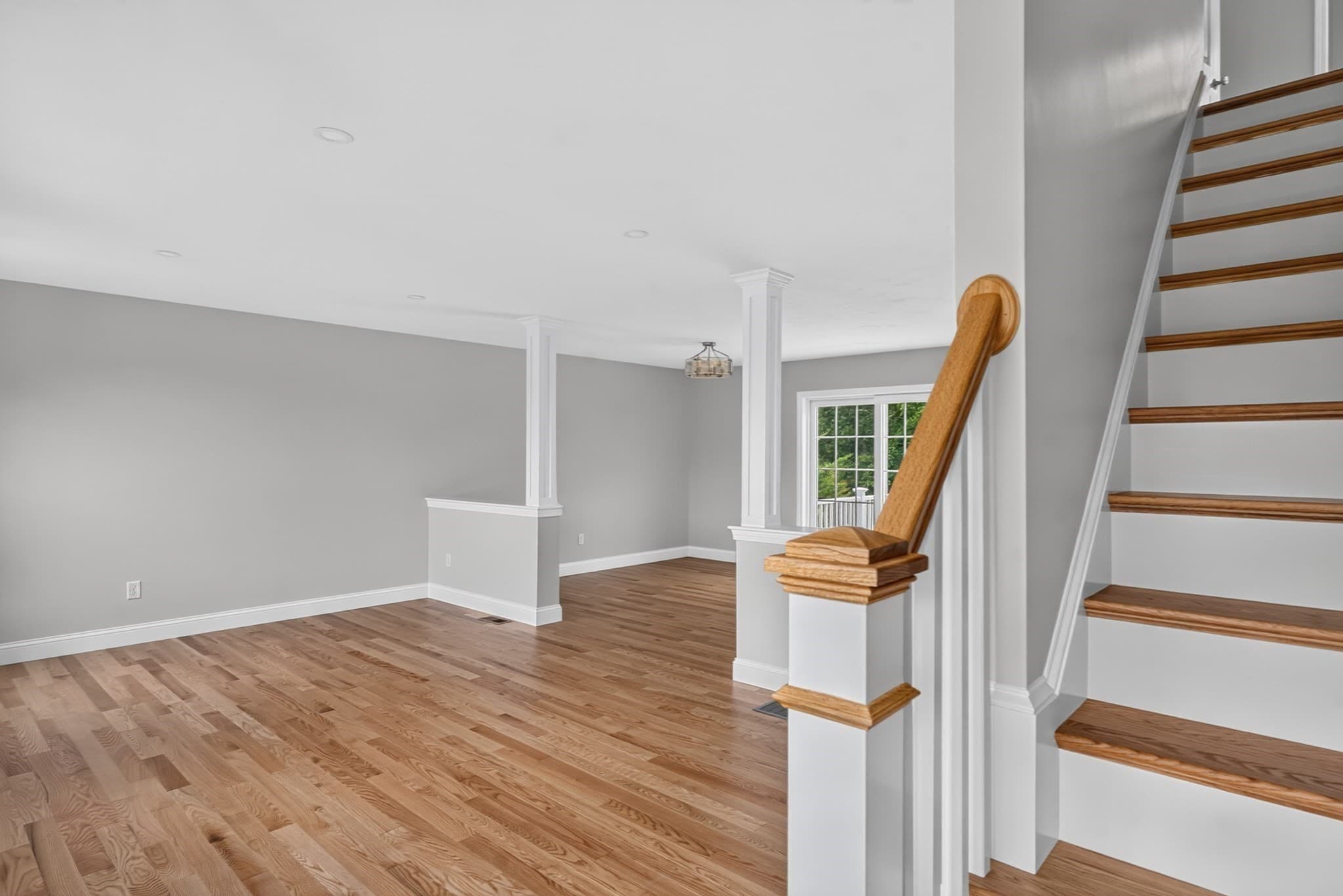 Single Family Residence at 1436 Old Sandwich Rd, Plymouth MA 02360, photo 14 of 41